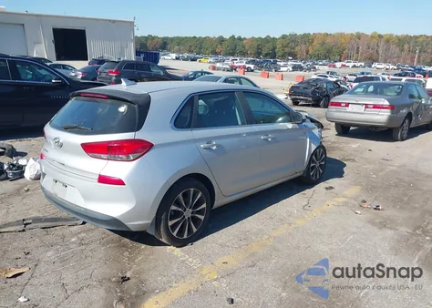 2018 Hyundai Elantra Gt z USA, uszkodzony, nr VIN KMHH35LE8JU077865